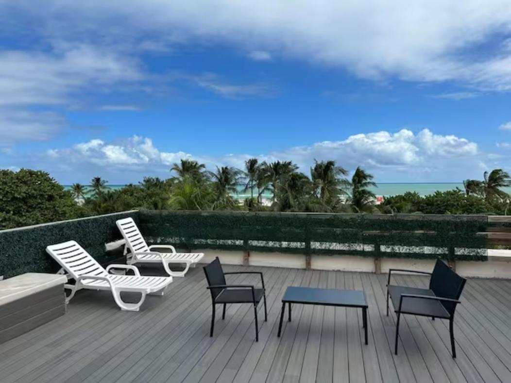 Apartments On Ocean Drive ไมอามีบีช ภายนอก รูปภาพ